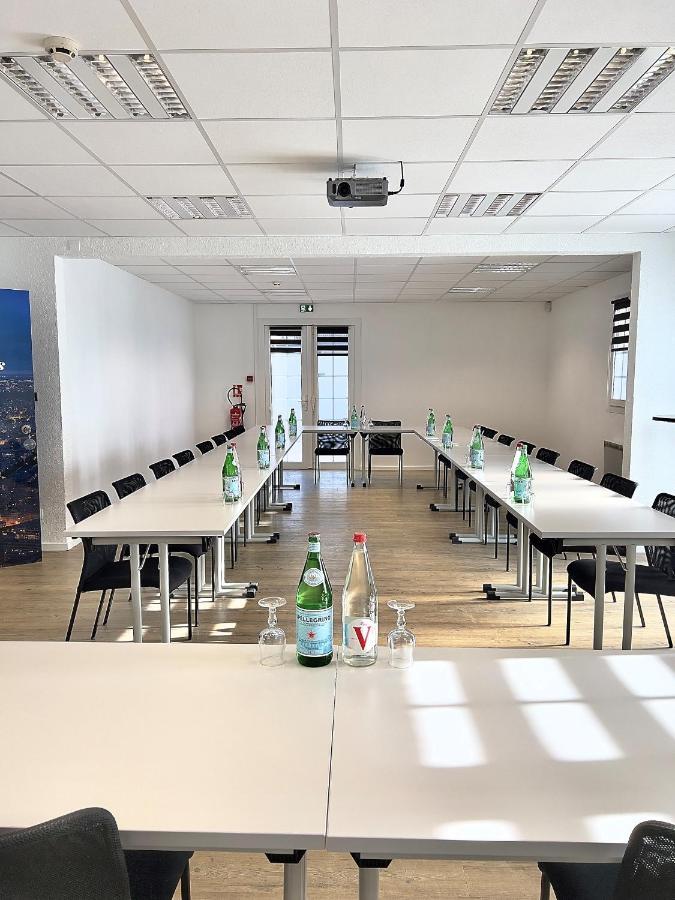 Kyriad Direct Reims Bezannes Kültér fotó